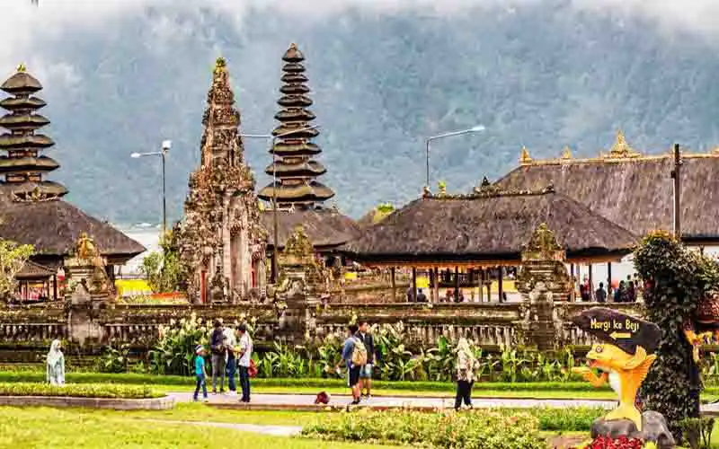 ulun danu temple ulun danu temple